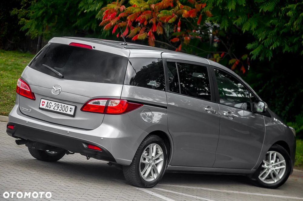Mazda 5 - 6