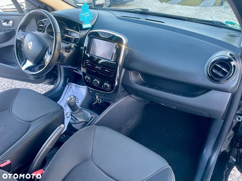 Renault Clio TCe 90 Luxe - 35