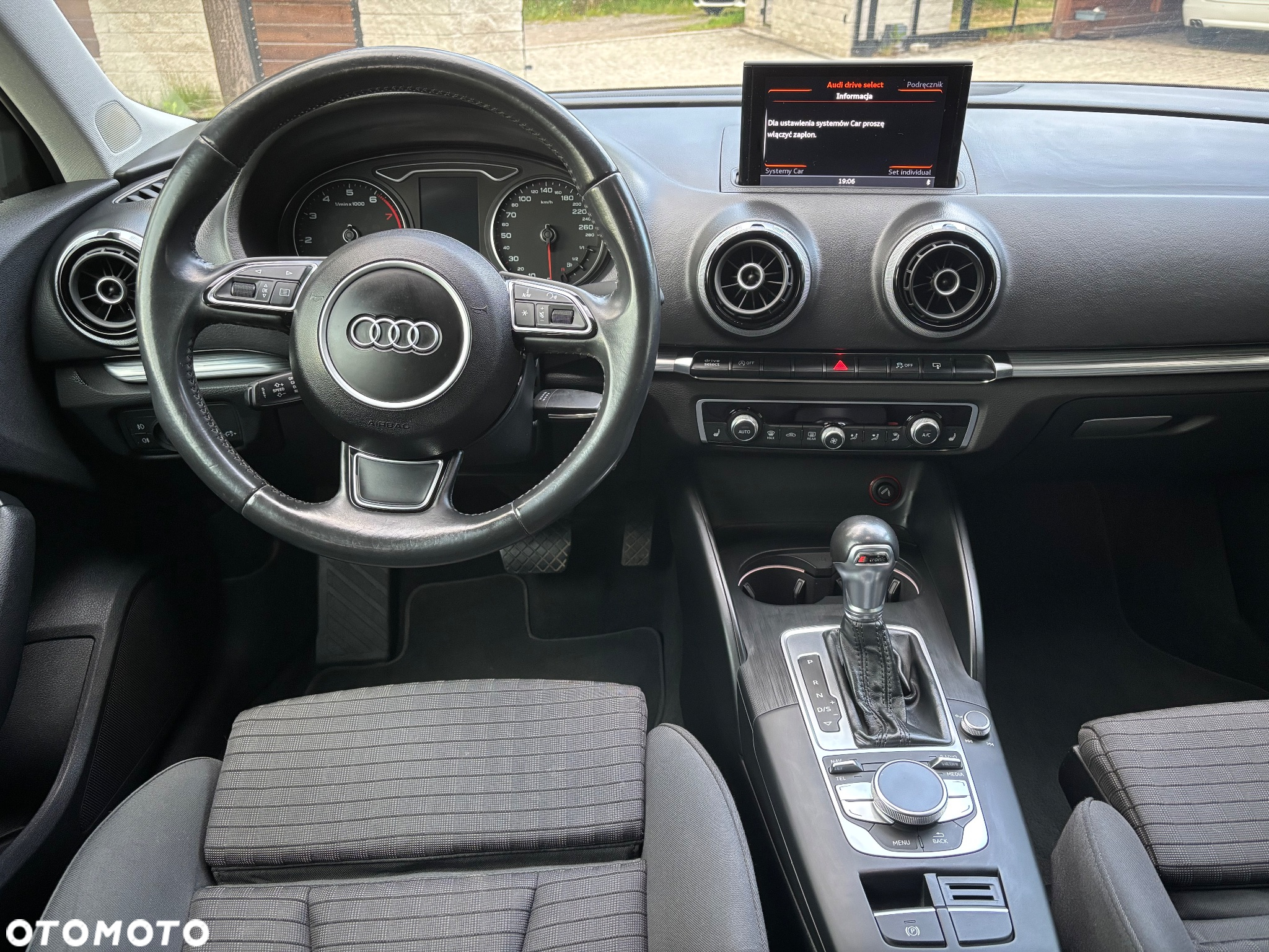 Audi A3 1.4 TFSI Ambiente S tronic - 11