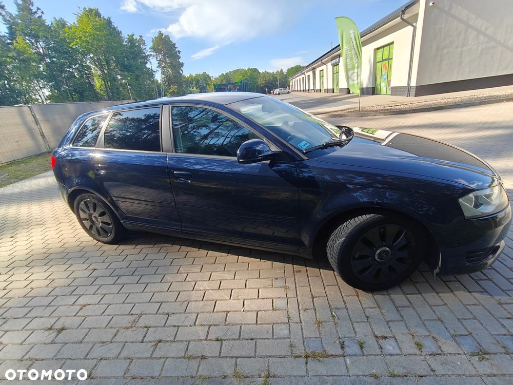 Audi A3 Sportback 2.0 TDI DPF quattro Ambition - 3