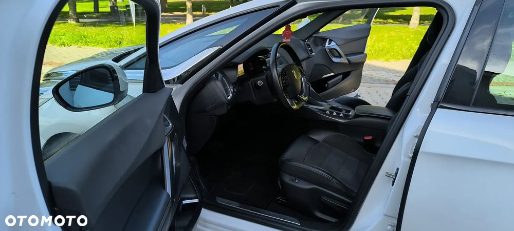 Citroën DS5 2.0 HDi SoChic - 6