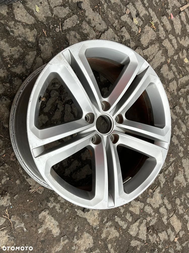Felga VW 3AA601025N 8J x 18 ET 44 5x112 1szt. - 2