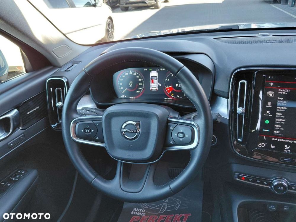 Volvo XC 40 - 22