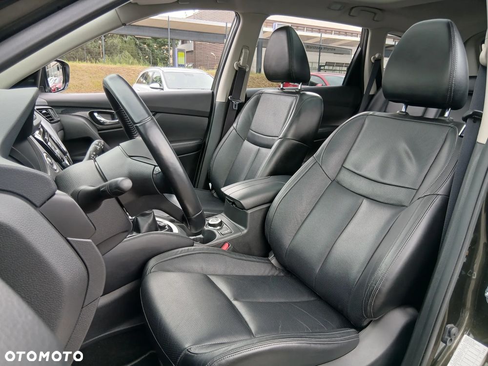 Nissan X-Trail 1.6 DCi Tekna 4WD - 16