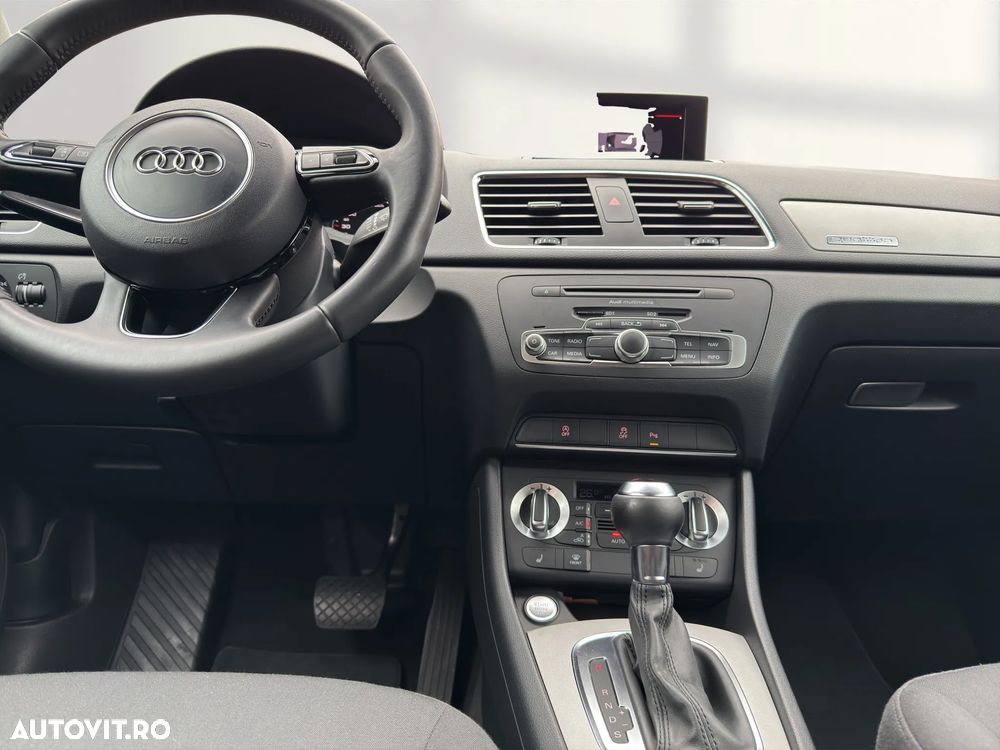 Audi Q3 2.0 TDI Quattro S tronic - 14