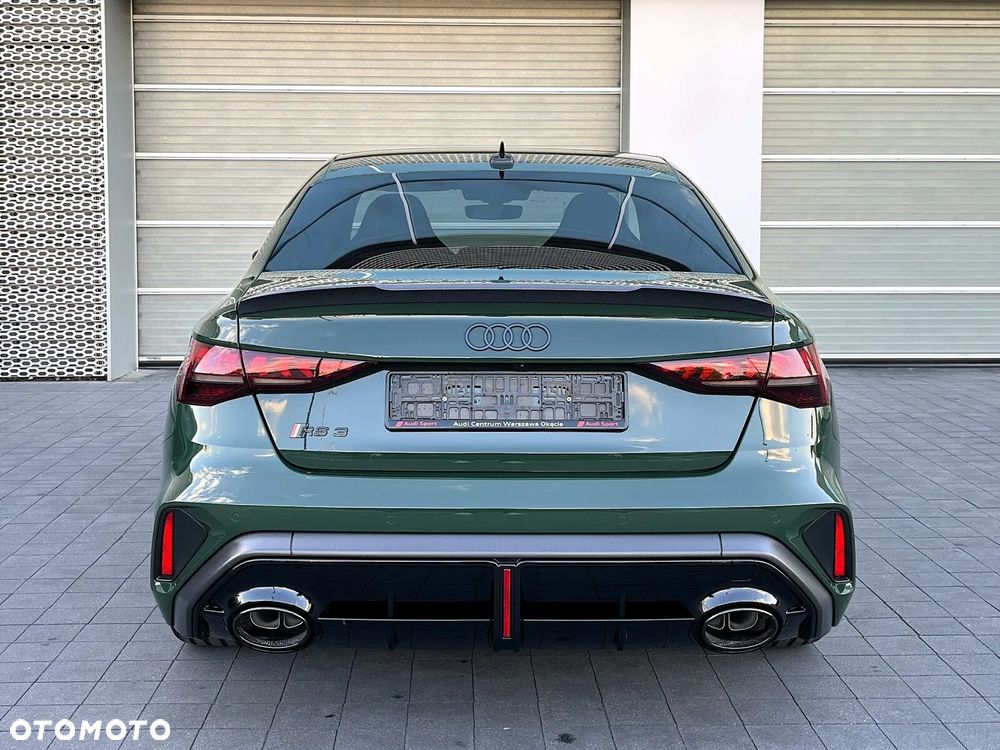 Audi RS3 Limousine - 24