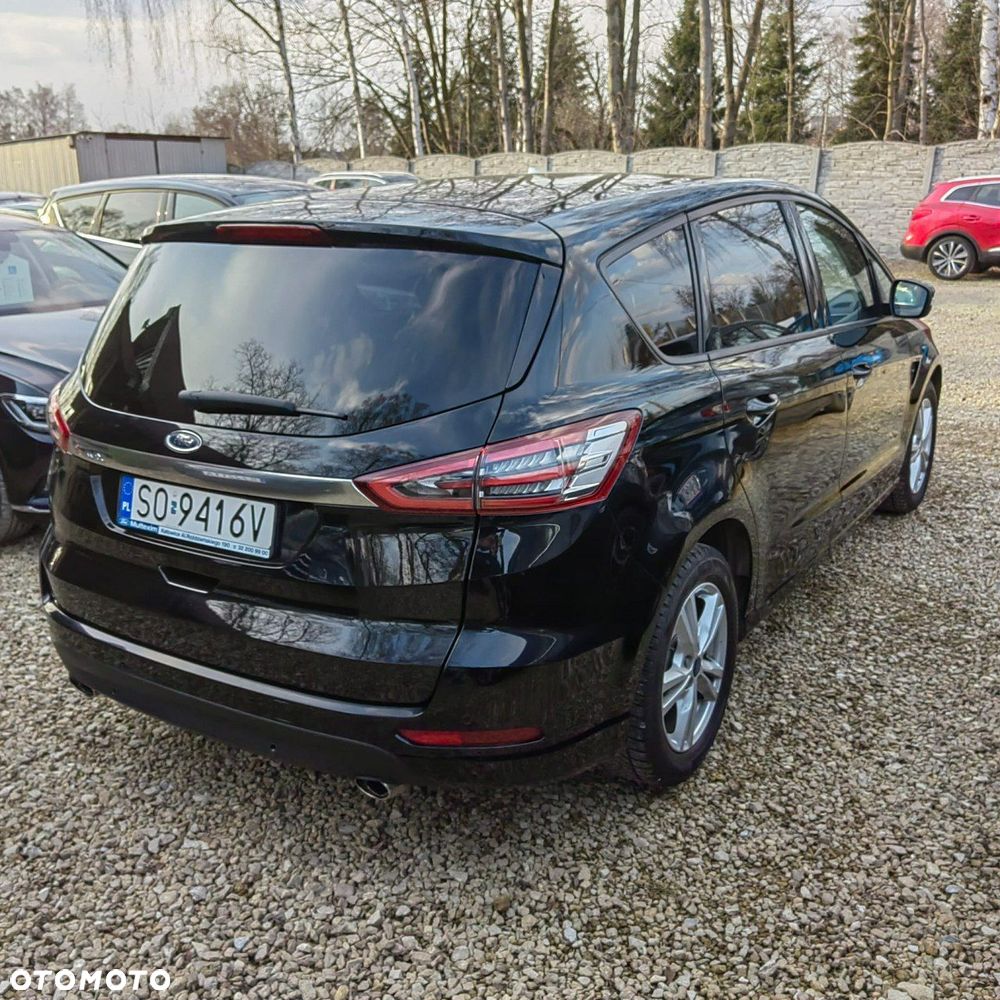 Ford S-Max - 34