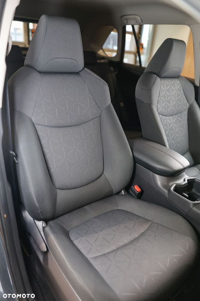 Toyota RAV4 - 20