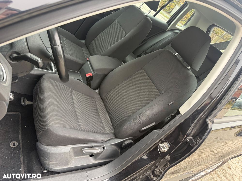 Volkswagen Tiguan - 10