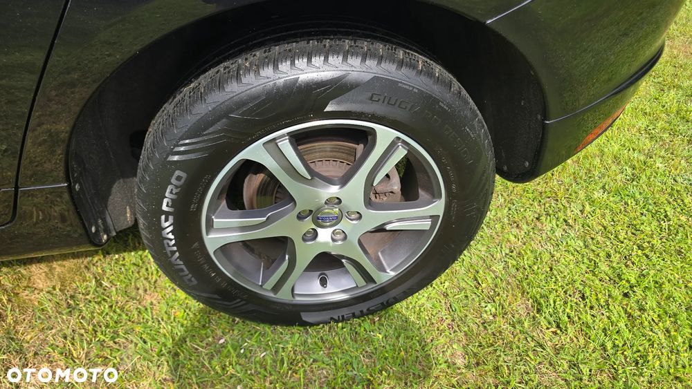 Volvo XC 60 D4 AWD Summum - 28