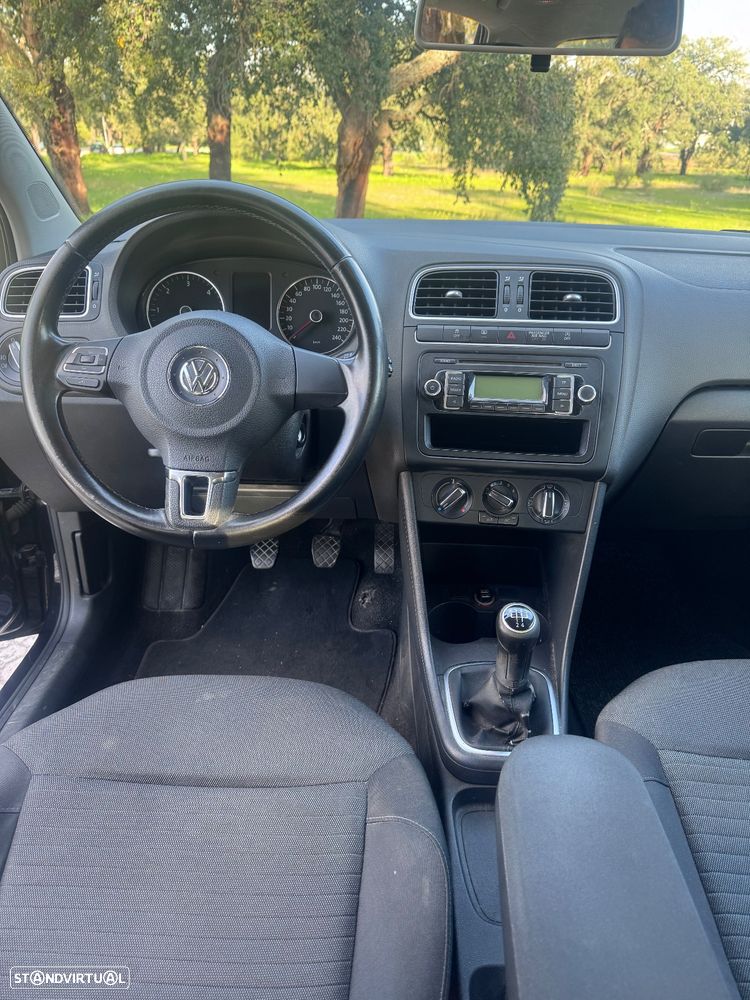 VW Polo 1.6 TDI Confortline BlueMotion - 8