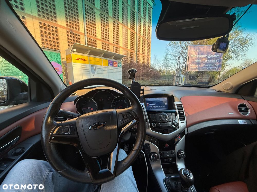 Chevrolet Cruze 1.8 LTZ - 14