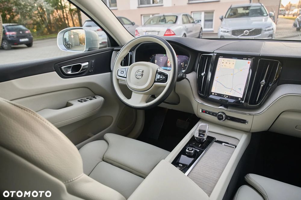 Volvo XC 60 B4 D AWD Inscription - 29