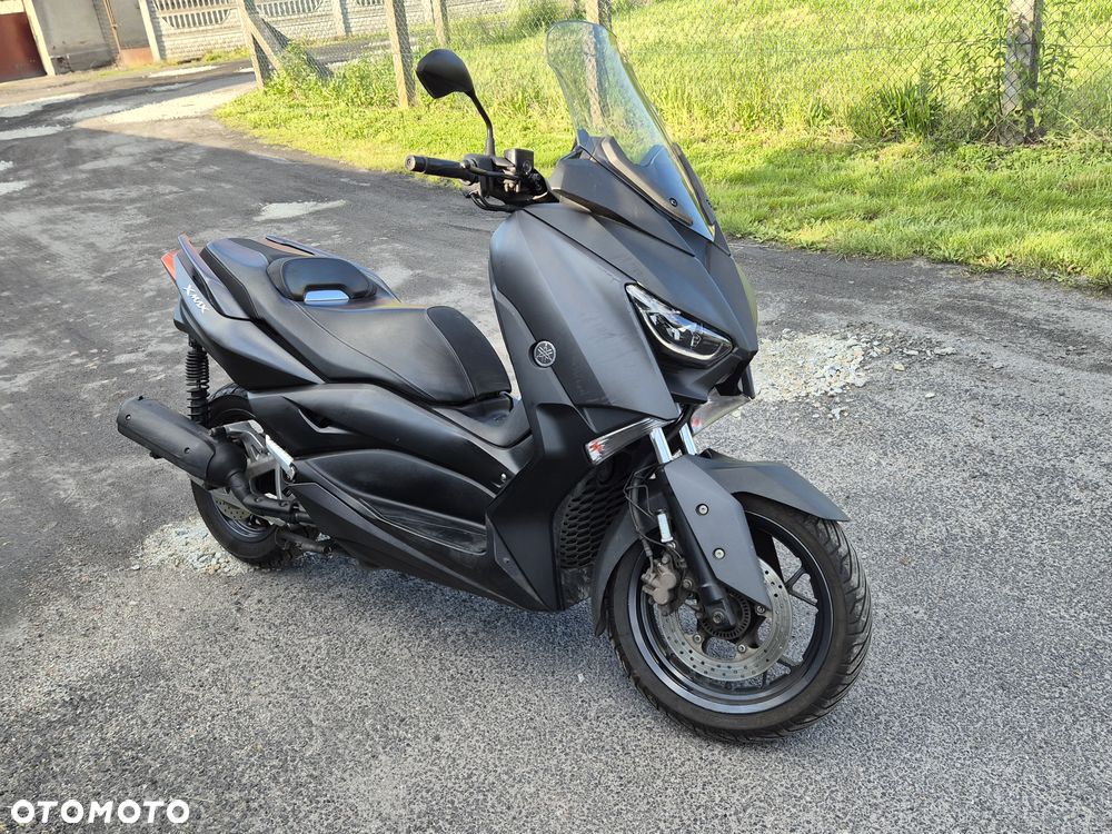 Yamaha X-max - 8
