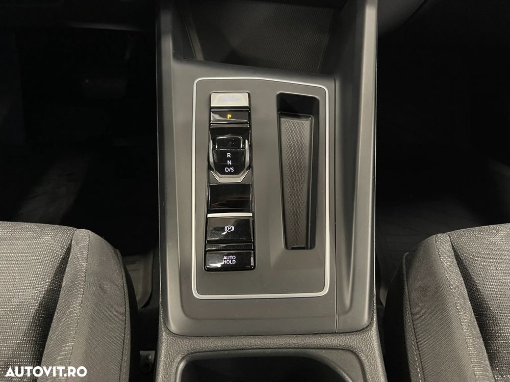 Volkswagen Golf Variant 2.0 TDI SCR DSG Life - 22