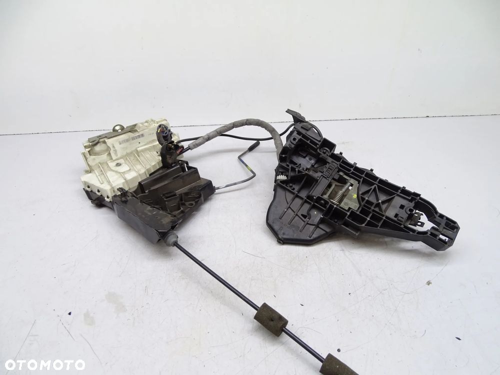 Mercedes ML W164 Zamek prawy przod keyless go 1697203235 - 1