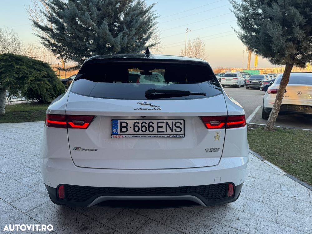 Jaguar F-Pace 20d Aut. R-Sport - 24