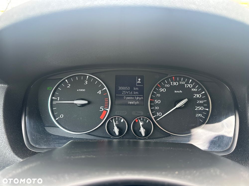 Renault Laguna 2.0 DCi Expression - 17