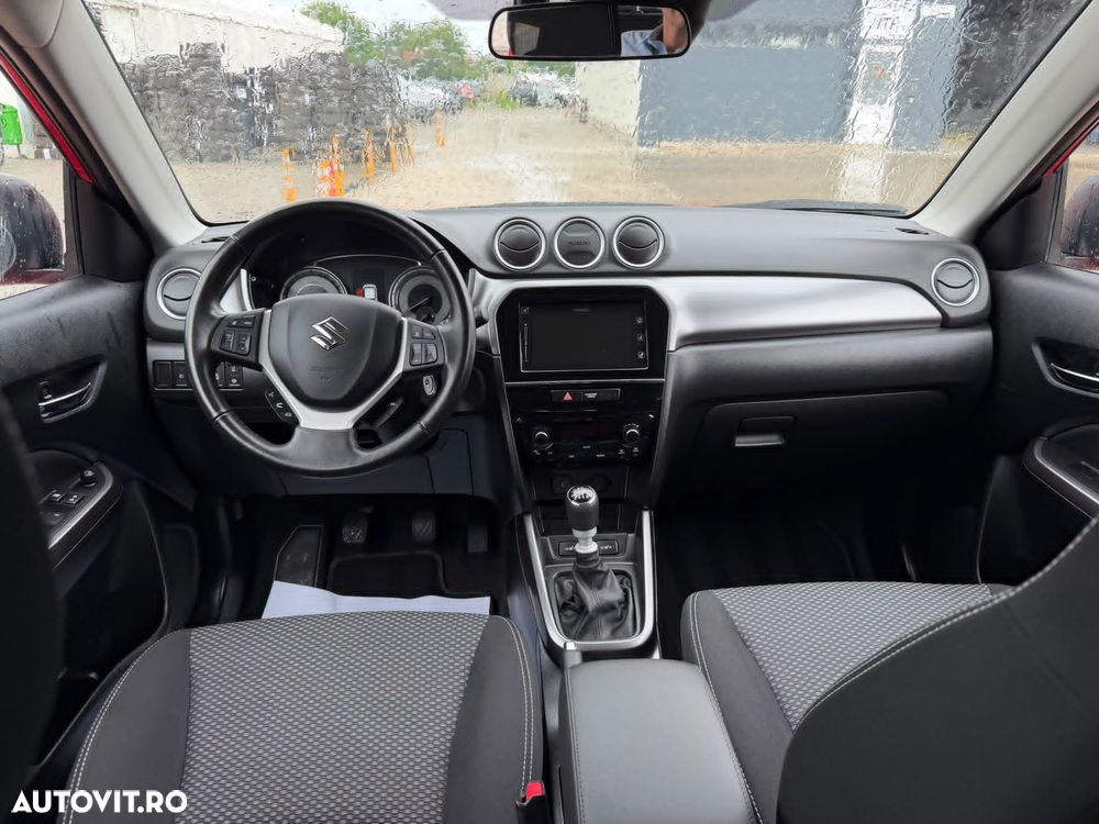 Suzuki Vitara 1.4 Boosterjet MHEV Passion - 8
