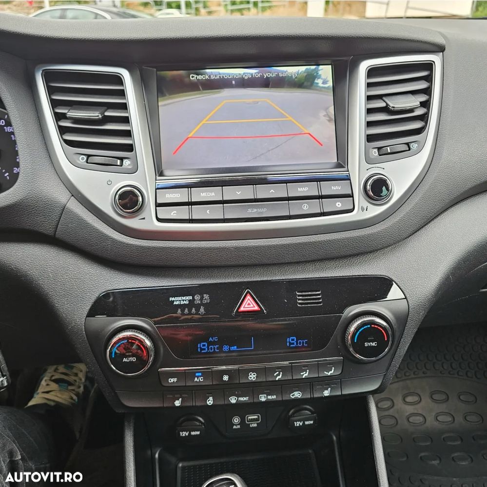 Hyundai Tucson 1.6 GDI 2WD 6MT Comfort - 12
