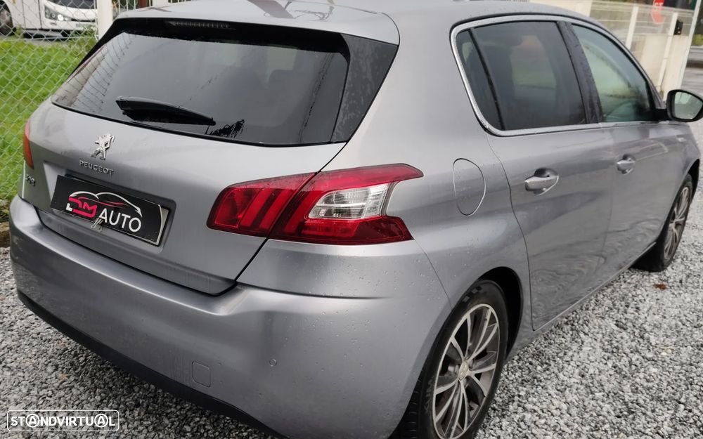 Peugeot 308 1.2 PureTech Style - 10