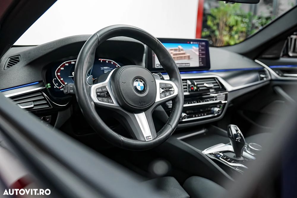 BMW Seria 5 520i Aut. M Sport Edition - 20