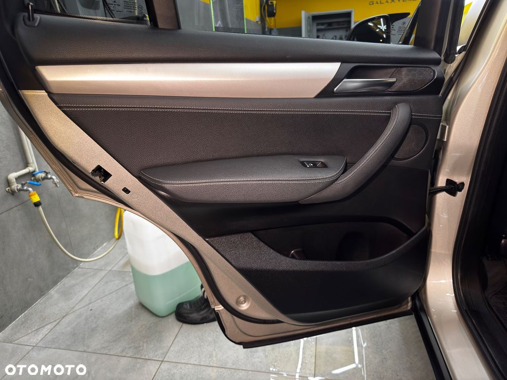 BMW X3 xDrive20d - 19