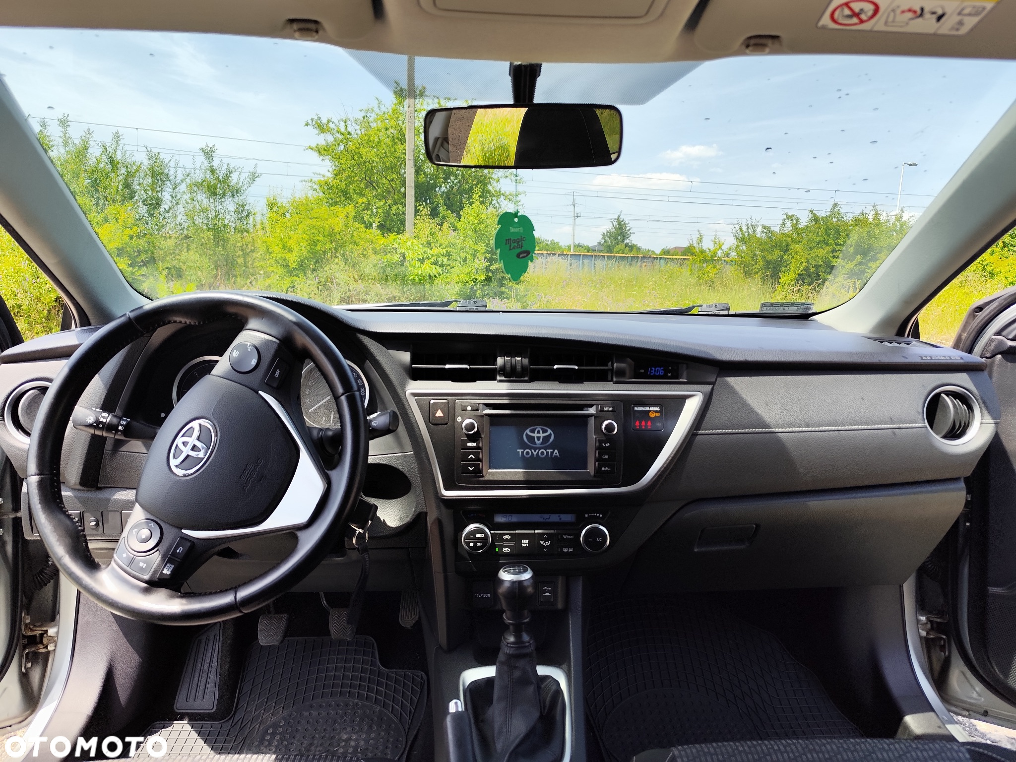 Toyota Auris 1.4 D-4D Premium - 7