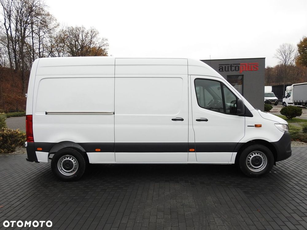 Mercedes-Benz ESPRINTER NOWY ELEKTRYCZNY FURGON AUTOMAT  GWARANCJA  95KM - 8