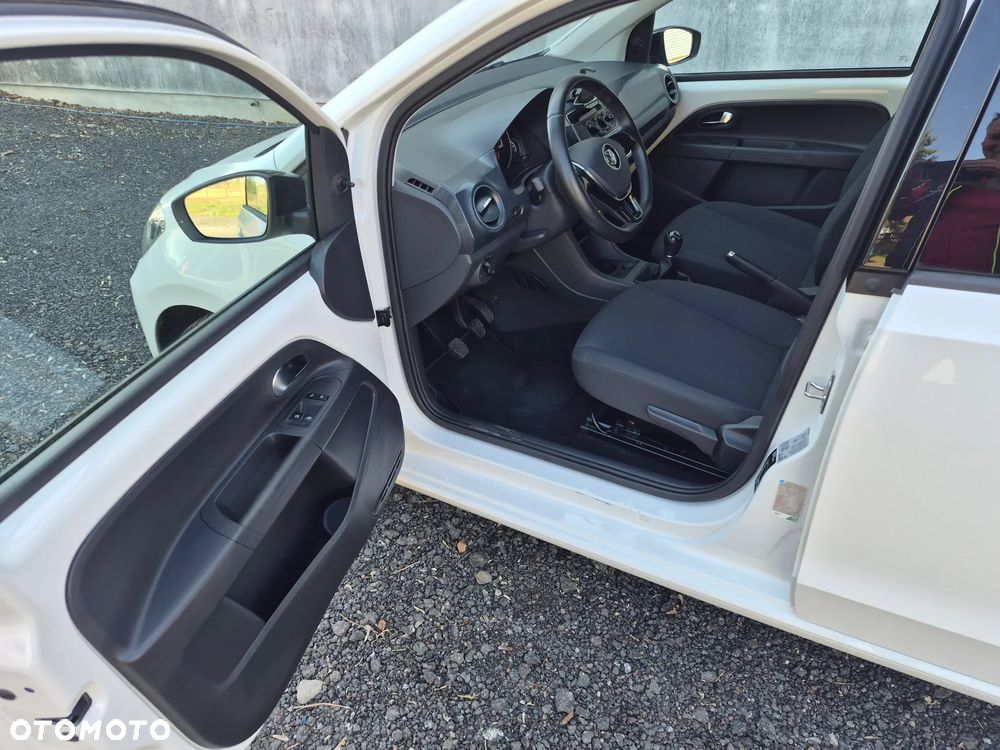 Volkswagen up! 1.0 move CityLine - 11