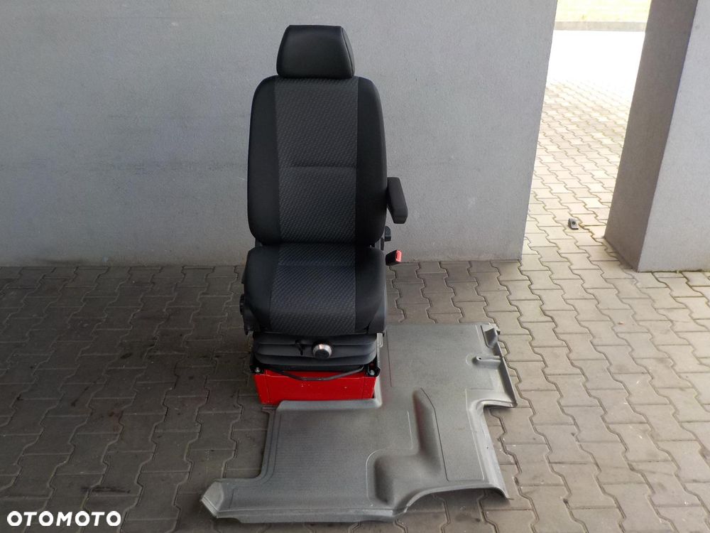 VW CRAFTER SPRINTER 906 FOTEL PRAWY PASAŻERA PNEUMATYCZNY + PODSTAWA - 1