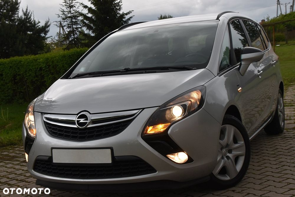 Opel Zafira - 1