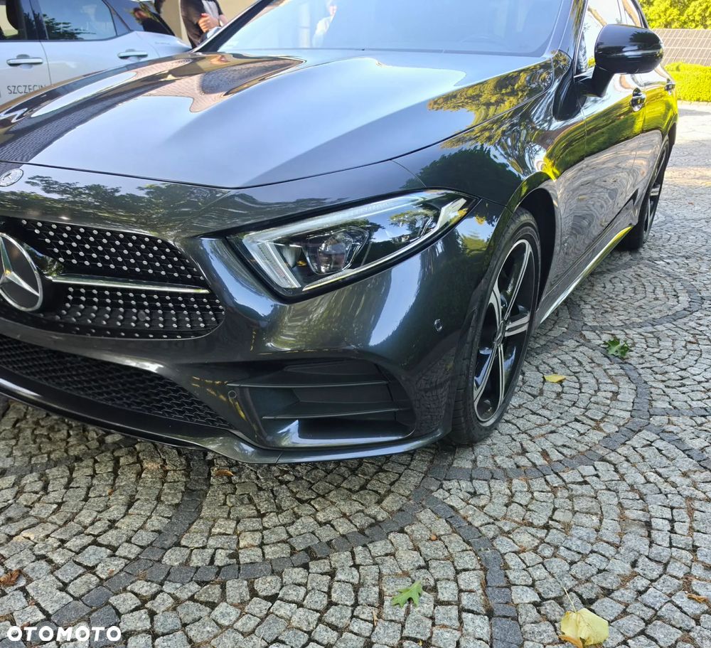 Mercedes-Benz CLS - 6