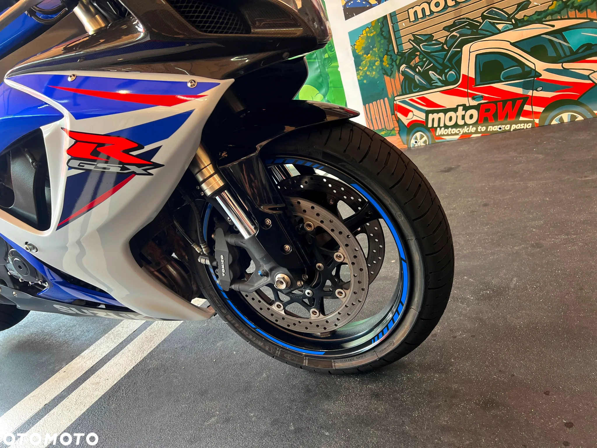 Suzuki GSX-R - 8