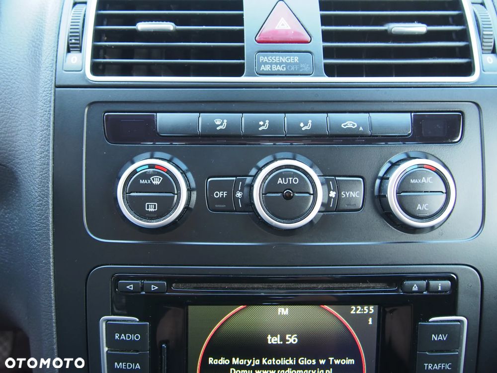 Volkswagen Touran 1.6 TDI DPF BlueMot Comfortline - 18