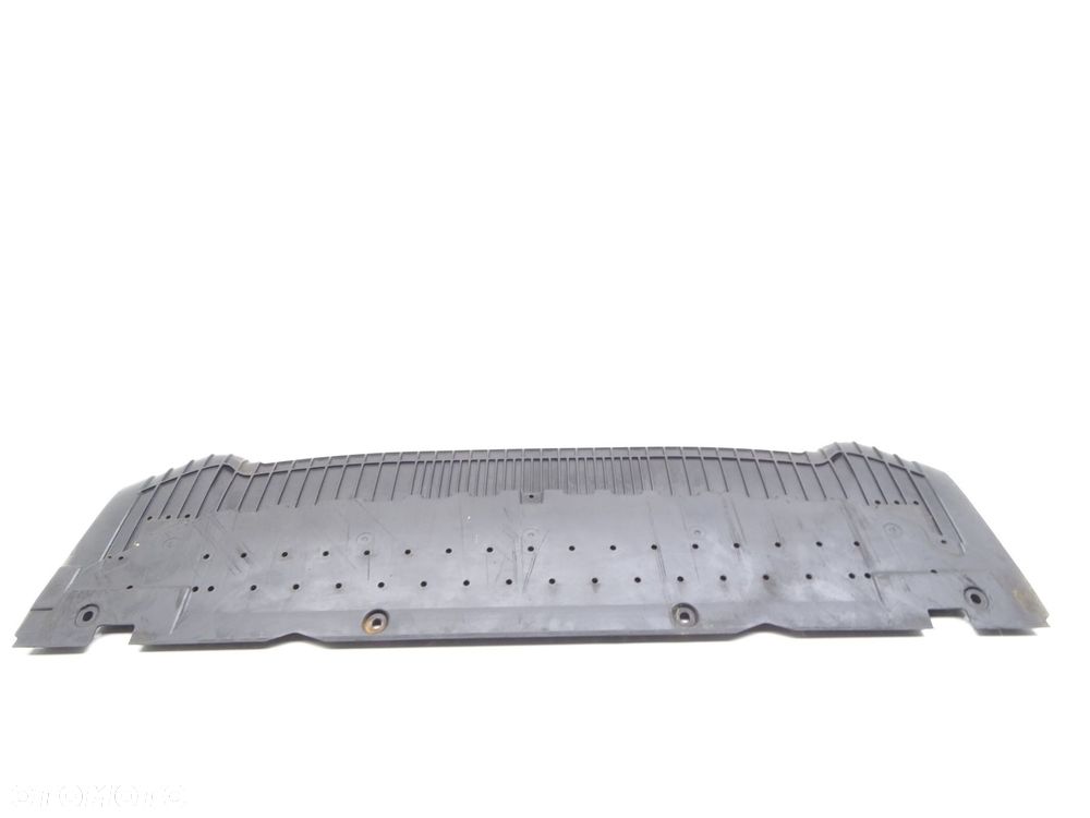 Osłona dolna zderzaka pod silnika 8k0807233 audi a4 b8 1.8 tfsi - 3