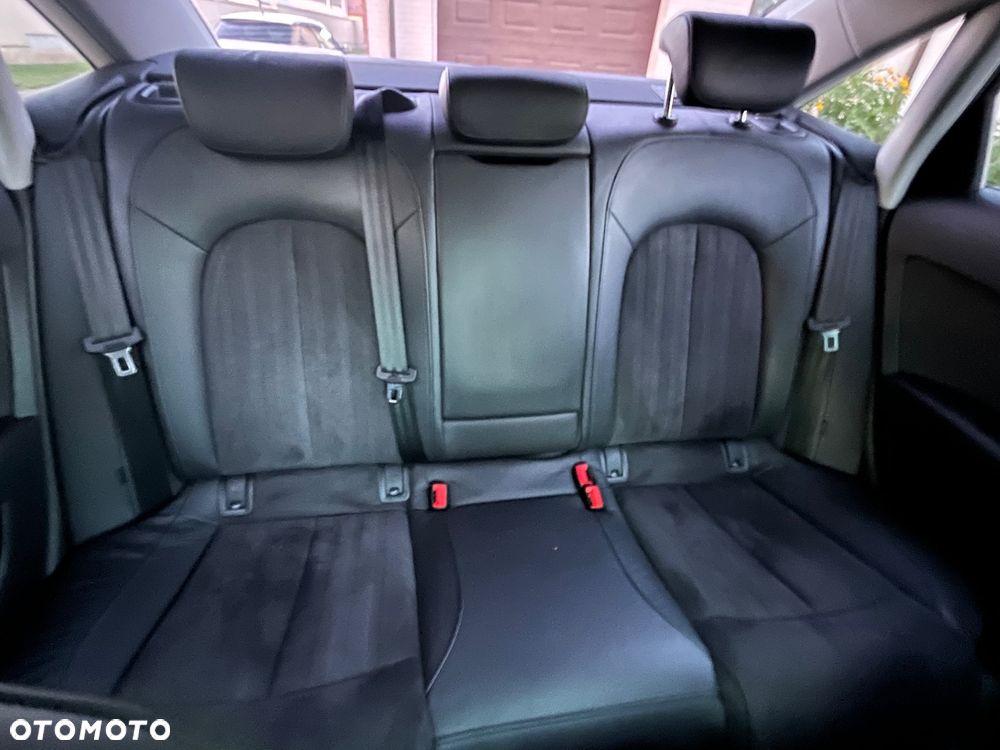 Audi A6 Limousine 2.0 TDI Ultra DPF S tronic - 39
