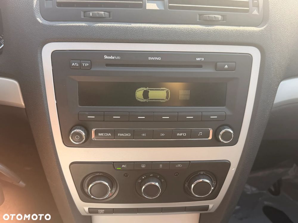 Skoda Octavia 1.8 T FSI Elegance - 12
