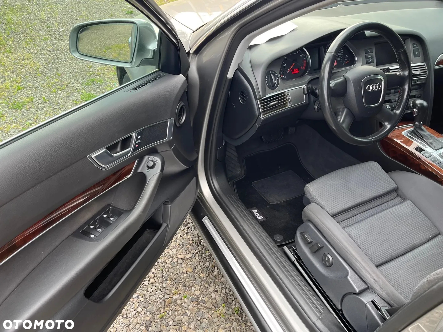 Audi A6 - 6