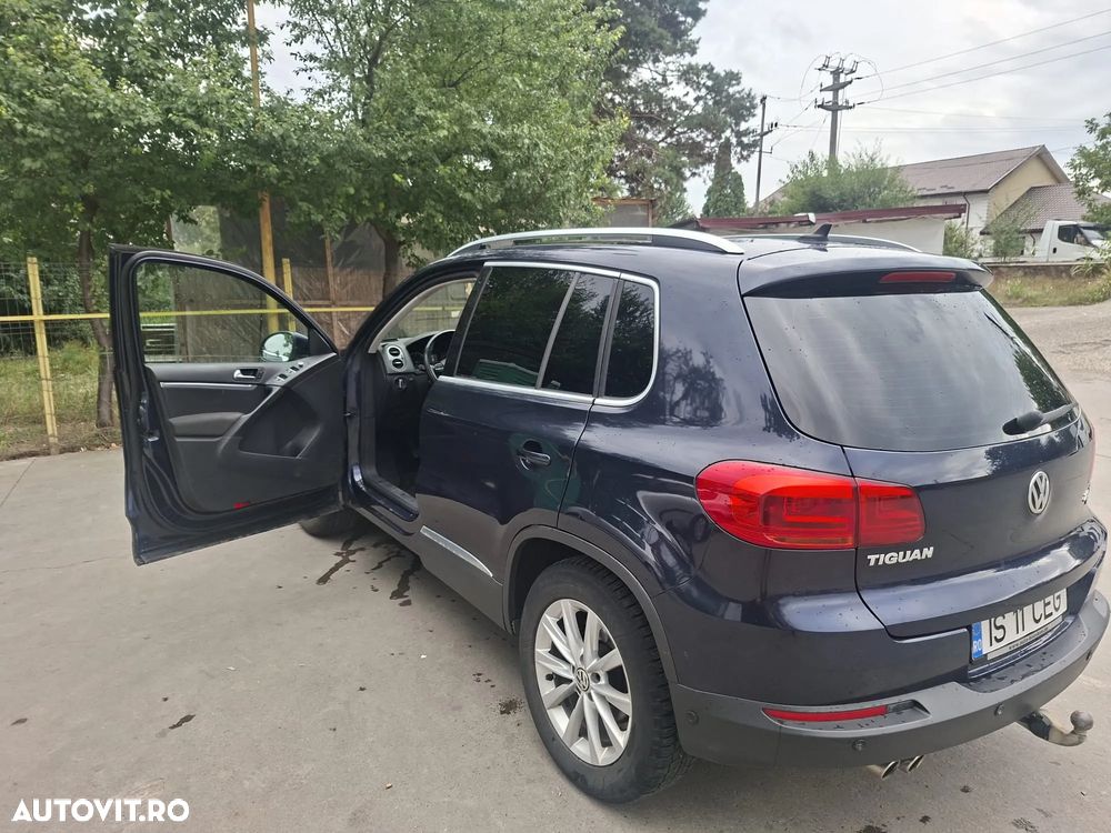 Volkswagen Tiguan - 2