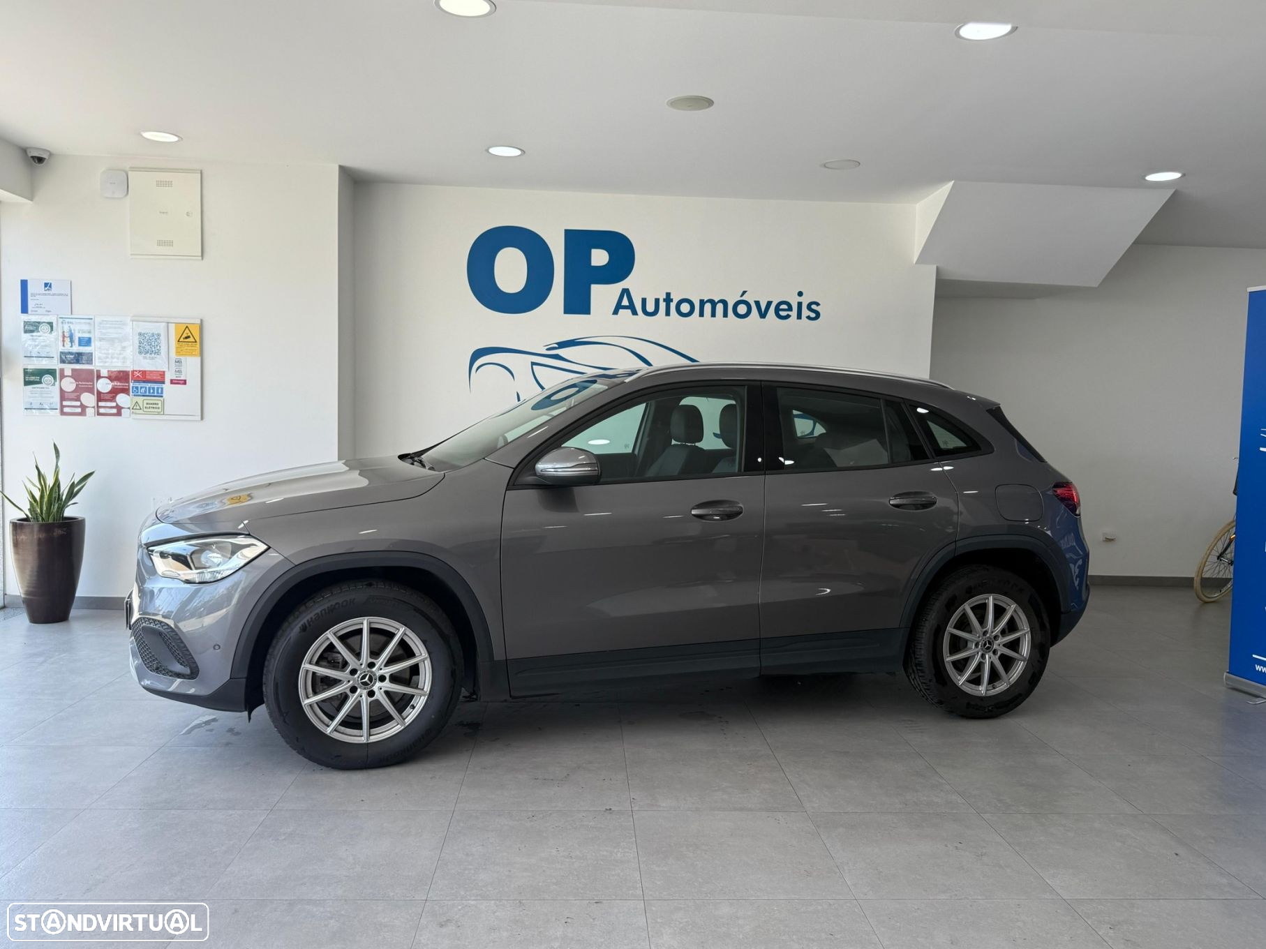 Mercedes-Benz GLA 180 d Style - 2