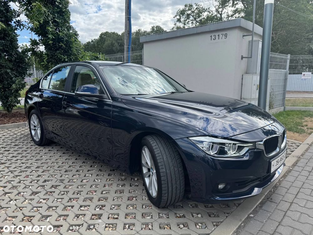 BMW Seria 3 330e iPerformance Sport Line - 35