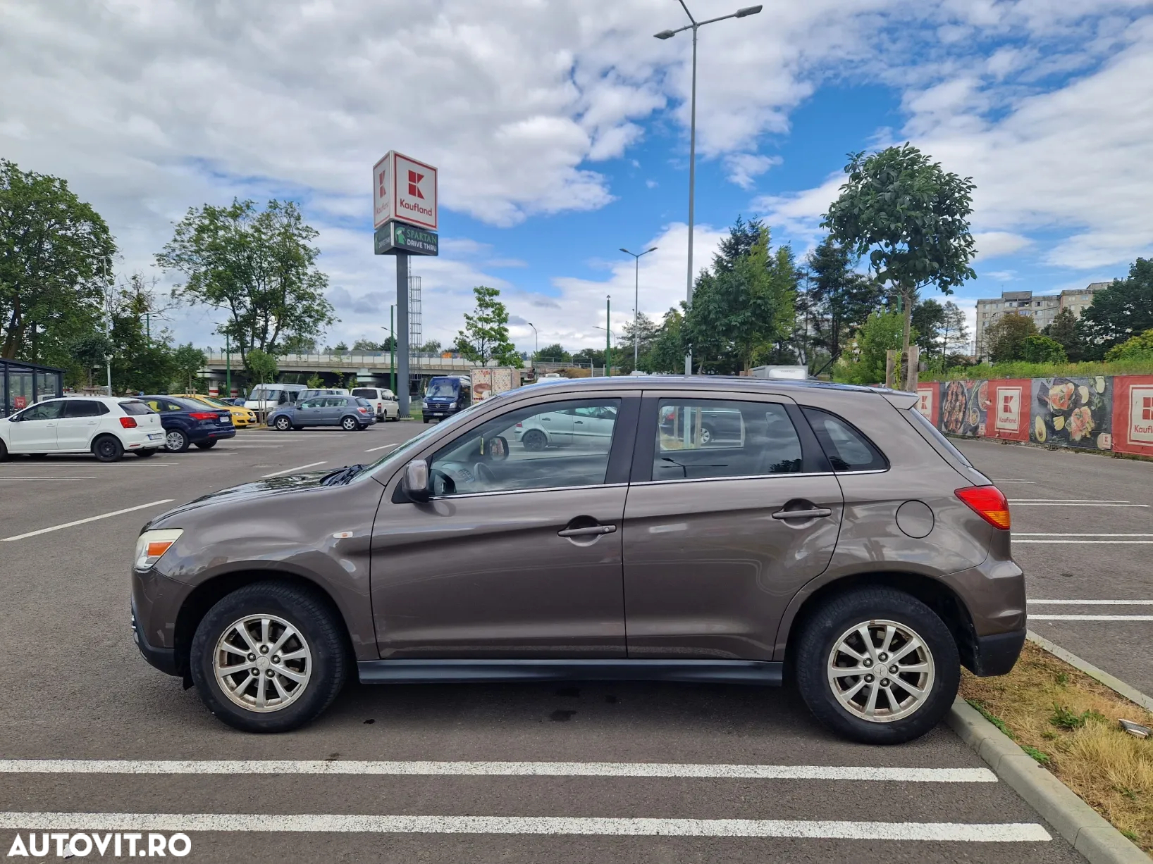 Mitsubishi ASX - 4