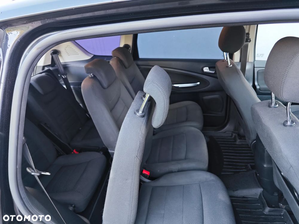 Ford S-Max 2.0 TDCi DPF Titanium X - 40