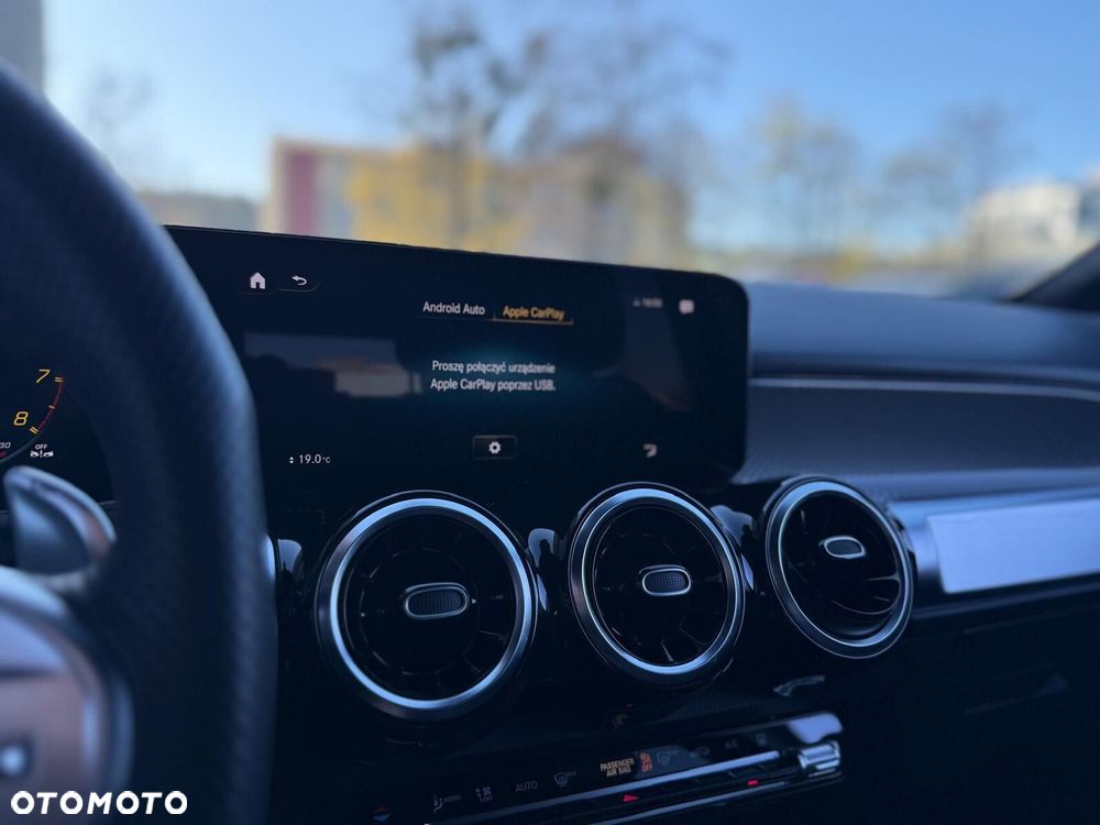 Mercedes-Benz GLB AMG 35 mHEV 4-Matic 8G-DCT - 26