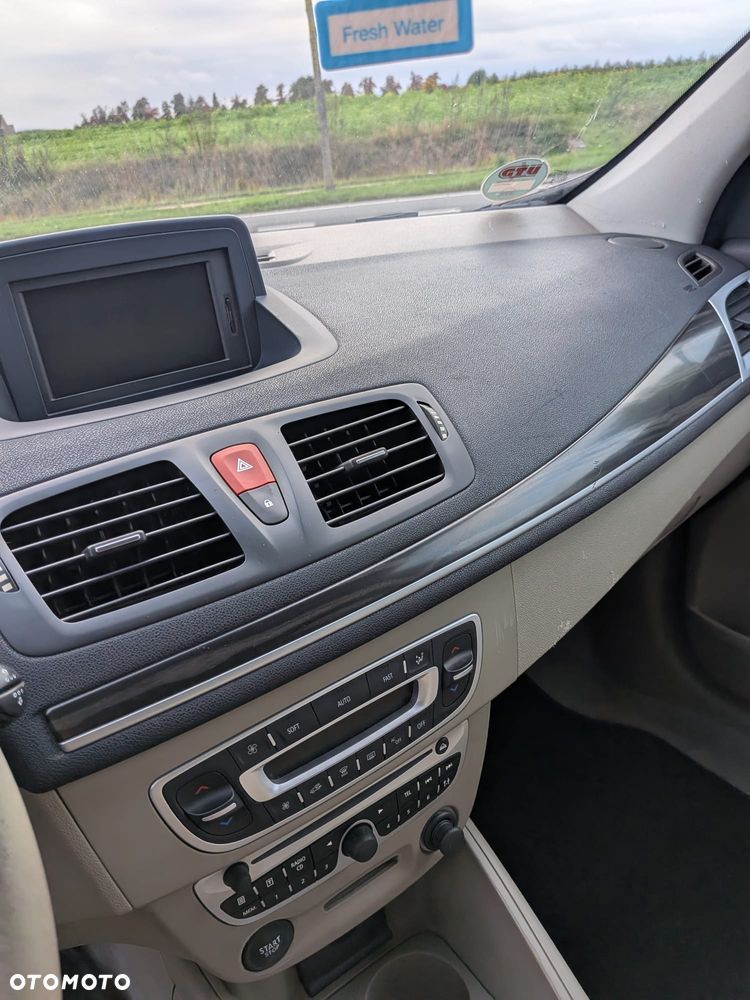 Renault Megane dCi 160 FAP GT - 24