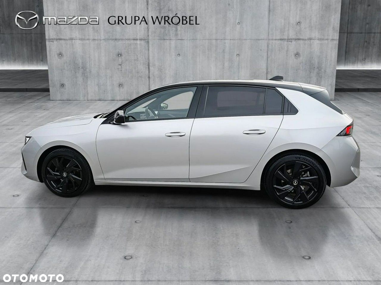 Opel Astra VI 1.2 T GS S&S - 8