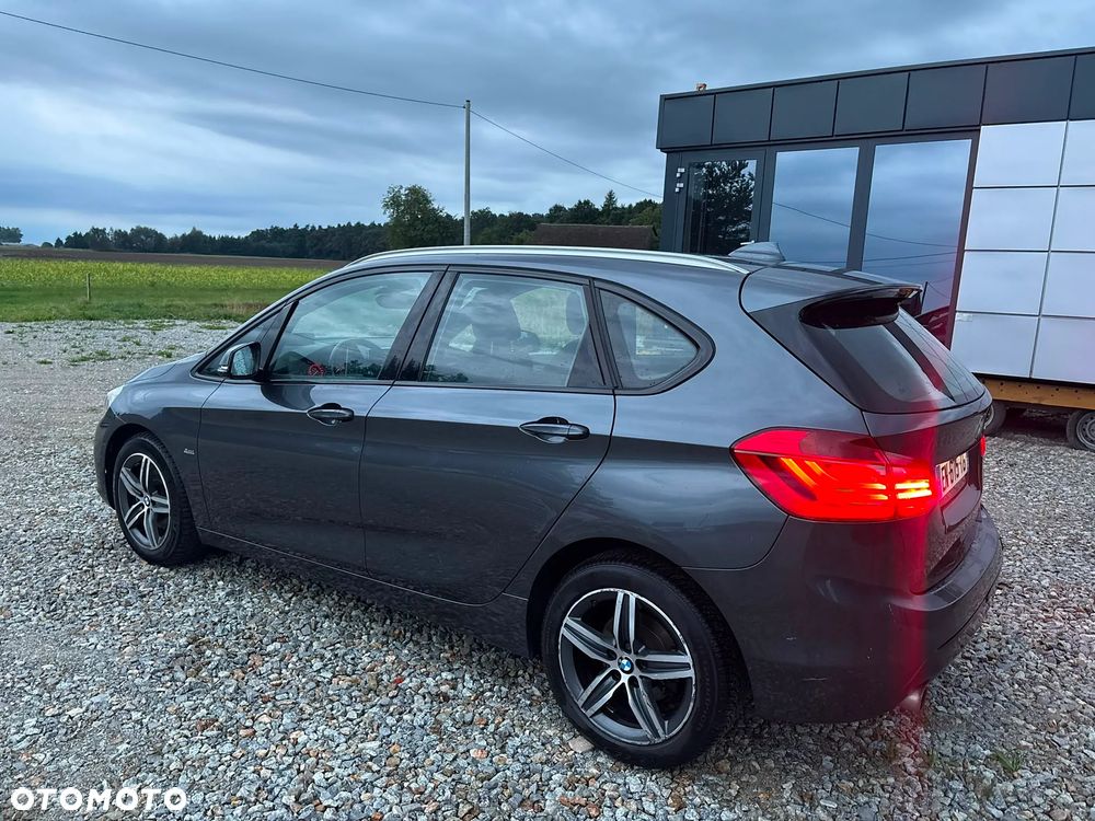 BMW Seria 2 218i Sport Line - 38