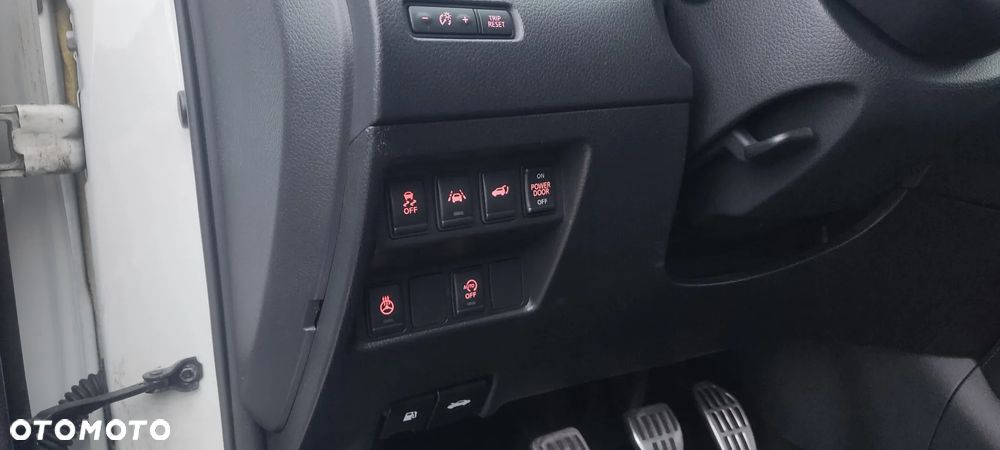 Nissan X-Trail 1.6 DIG-T Tekna - 26