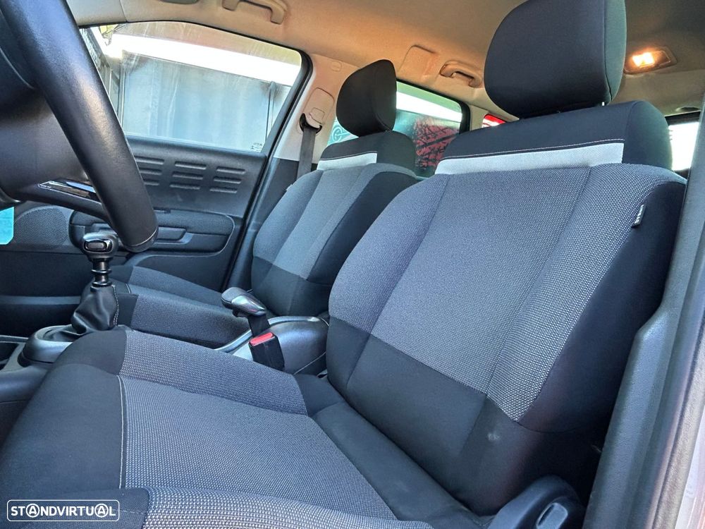 Citroën C3 Aircross 1.2 PureTech Shine Pack - 21